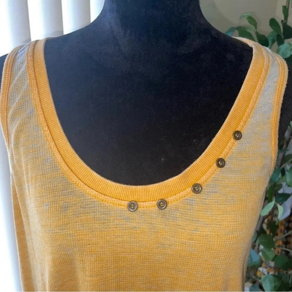 🆓Jane & Delancey Tunic Top🆓 - Picture 4 of 7